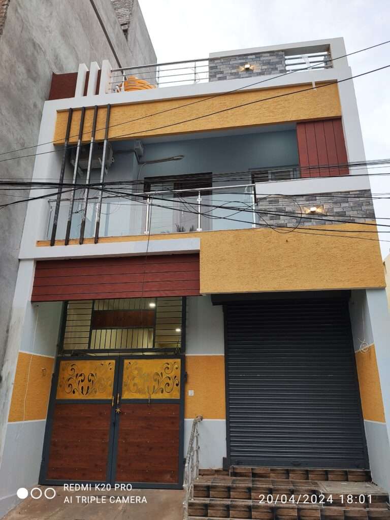 Ponraj House
Plot Area: 1200 sq.ft